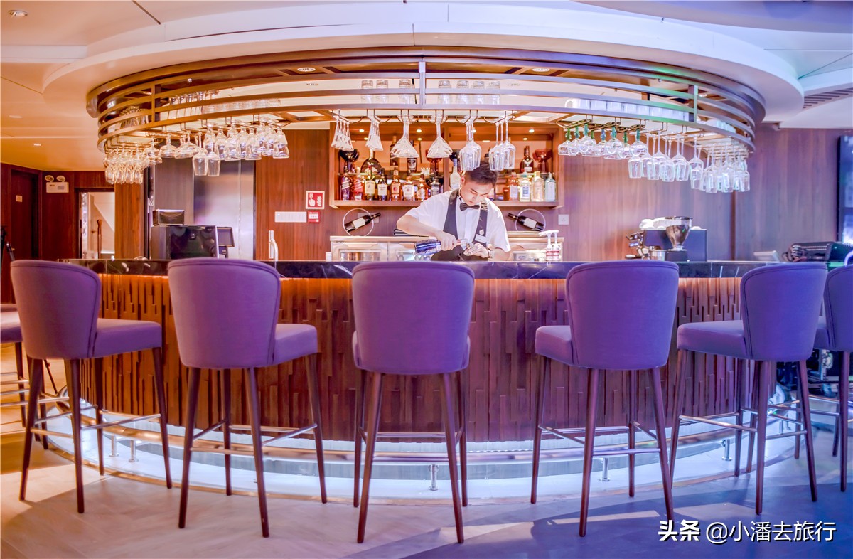 长江三峡游轮世纪荣耀号报价,长江三峡最豪华的游轮盛世号