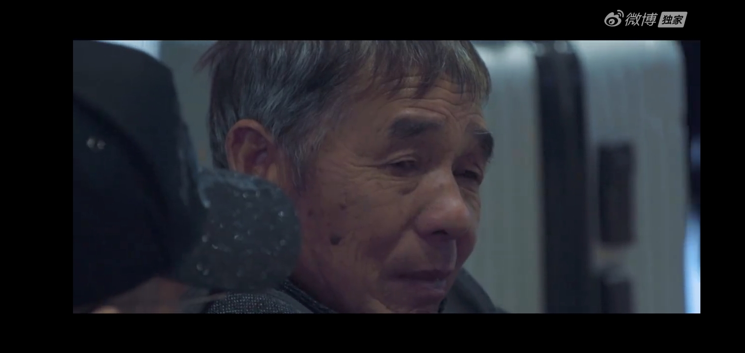 岳云鹏相声完整版送礼物,岳云鹏自费拍的短片