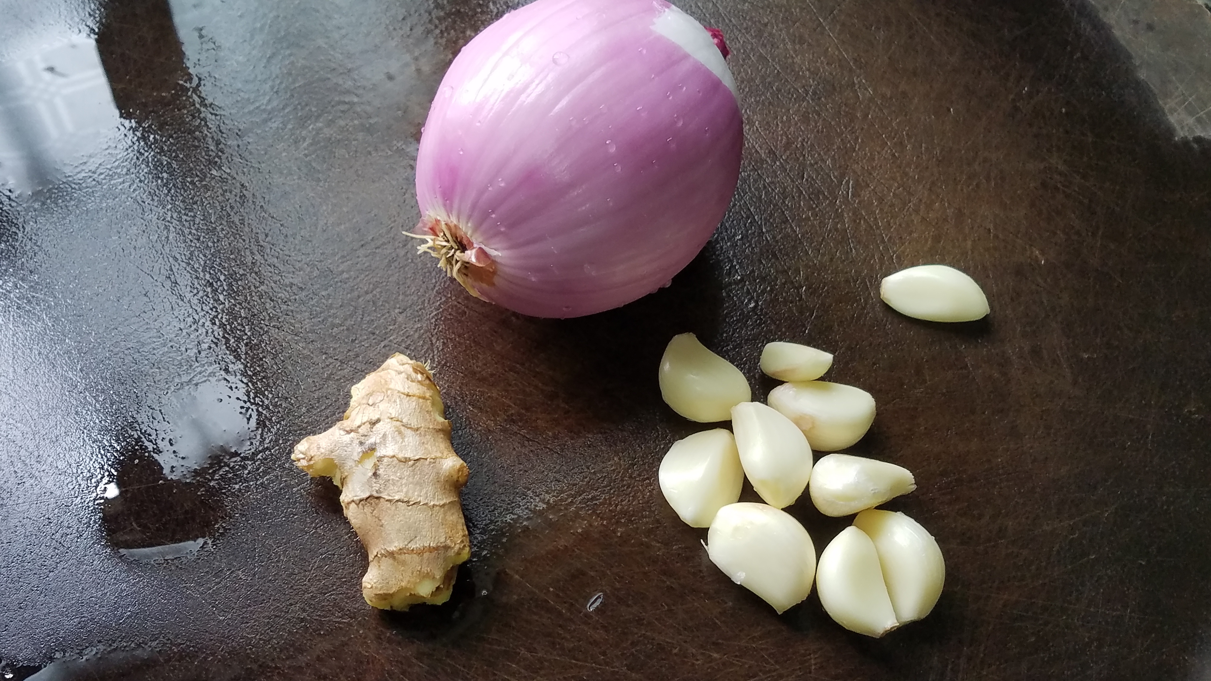 咸香脆的鸭肉,咸香鸭肉