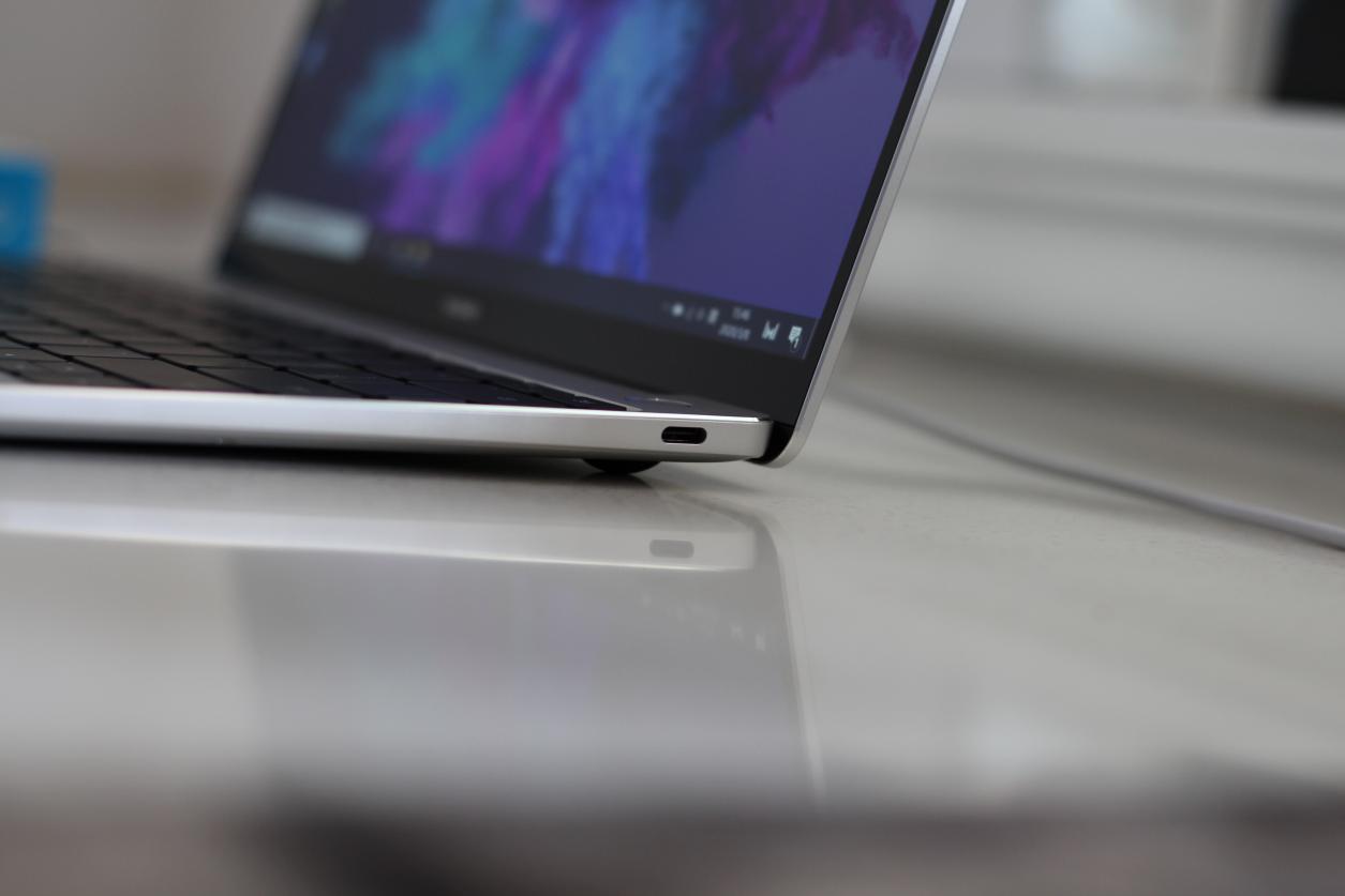 笔记本type-c接口扩展坞连显示器,笔记本电脑上的typec接口不能扩展