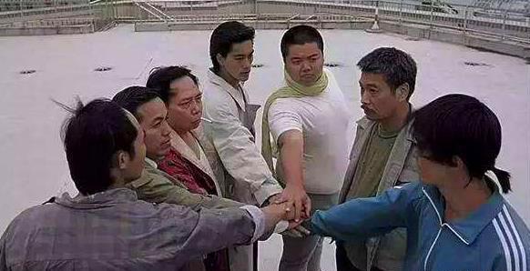 周星驰给钱拍戏,周星驰成名后只给4个人当配角