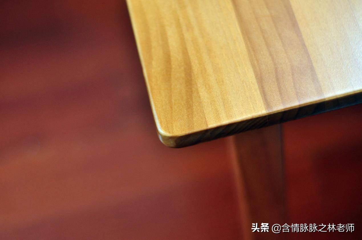 最新款式餐桌家用,实用实木餐桌款式推荐