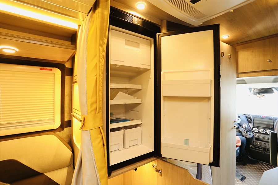 亚特NAJA进口依维柯底盘B型房车亮相，不仅仅是换了底盘