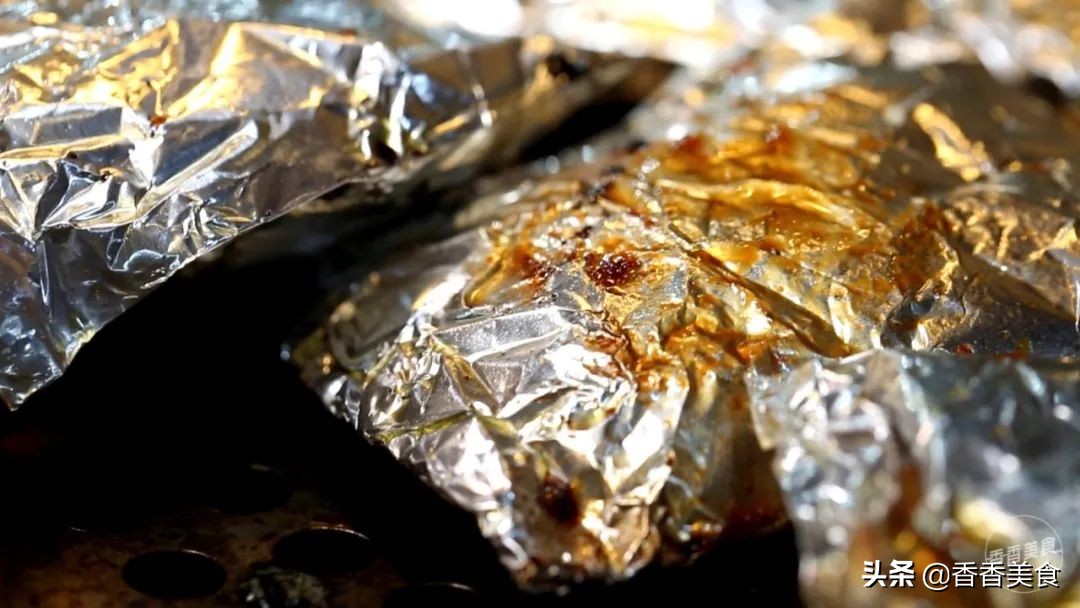 人山人海来吃肉，大哥小弟都说香