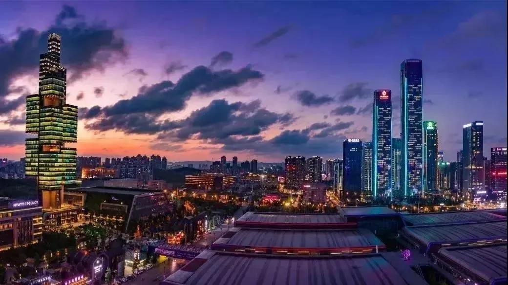 你眼里的贵州人是怎么样的,你眼中的贵阳视频