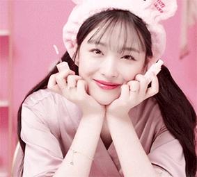 为什么长相一般桃花运却不断,桃花运好的长相