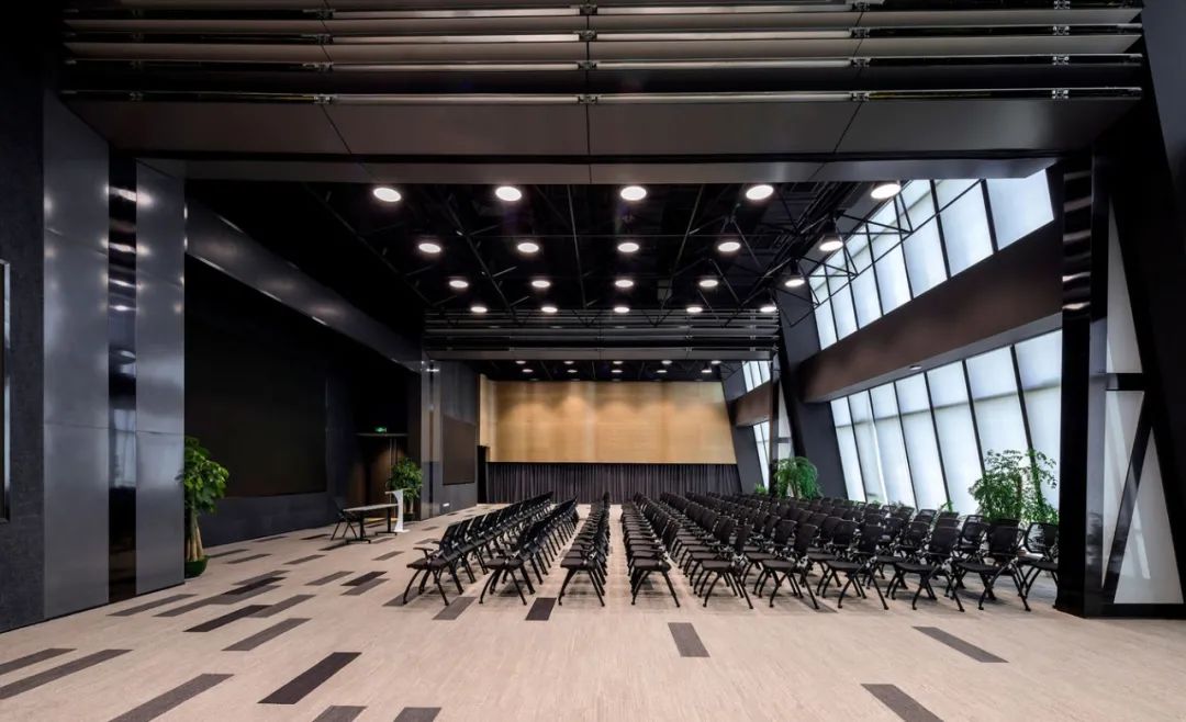 深圳百丽集团大厦总部室内照明设计鉴赏