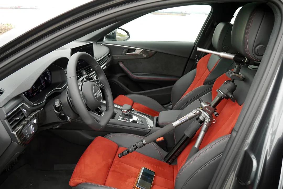 奥迪a4l原车带bo音响吗,奥迪a4l开着有高级感吗