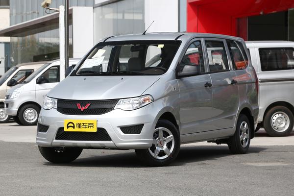 目前五菱宏光最新款多少钱,五菱宏光评价怎么样