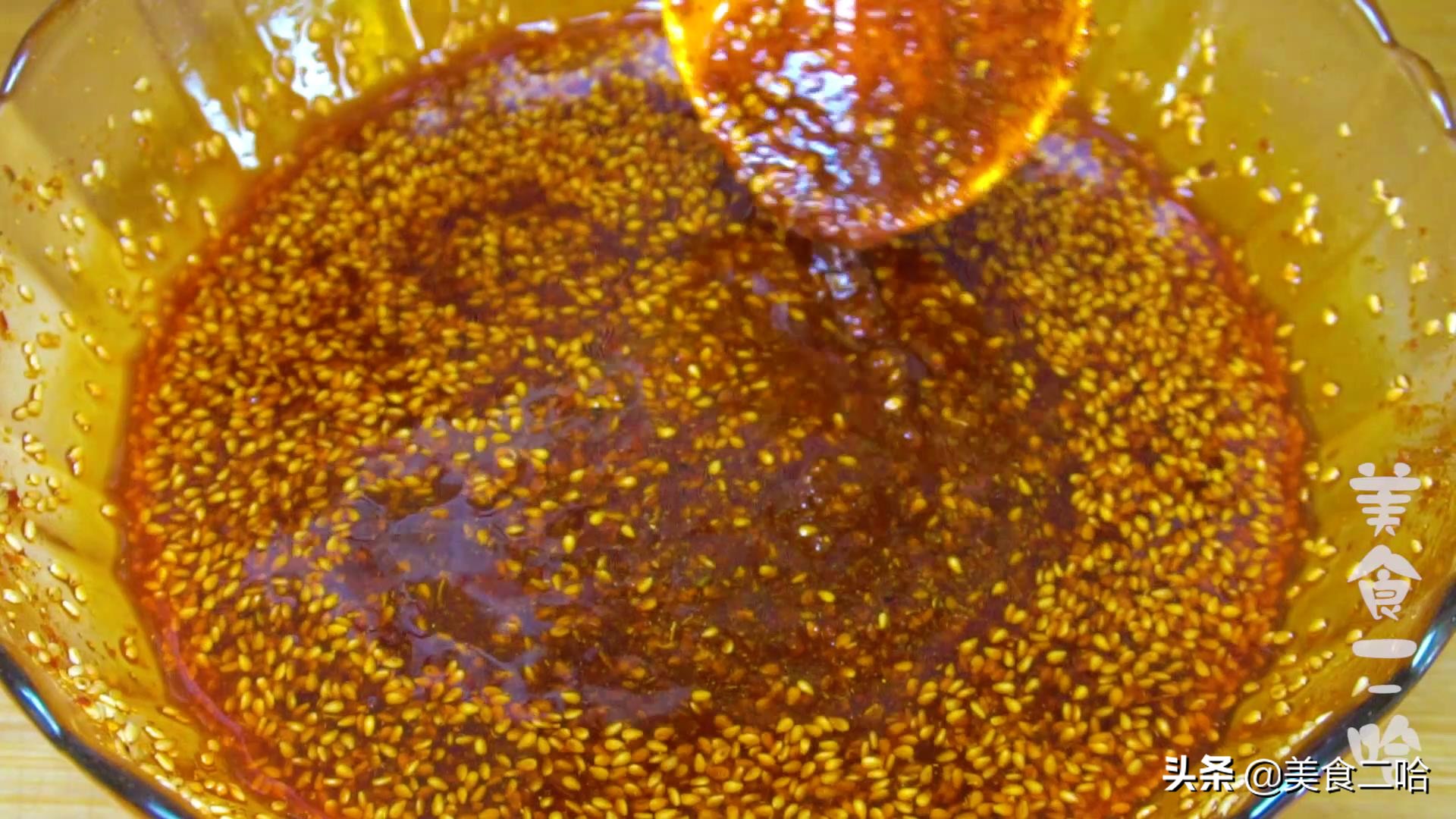 辣条不健康食品的做法,辣条的不卫生做法