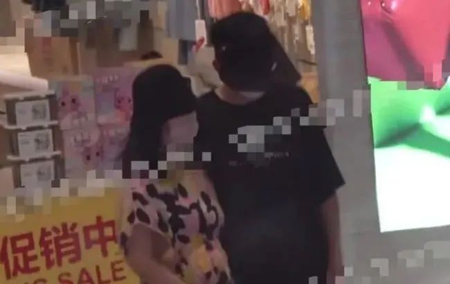 张杰和谢娜前几年的婚姻,张杰和谢娜公布恋情大家的看法