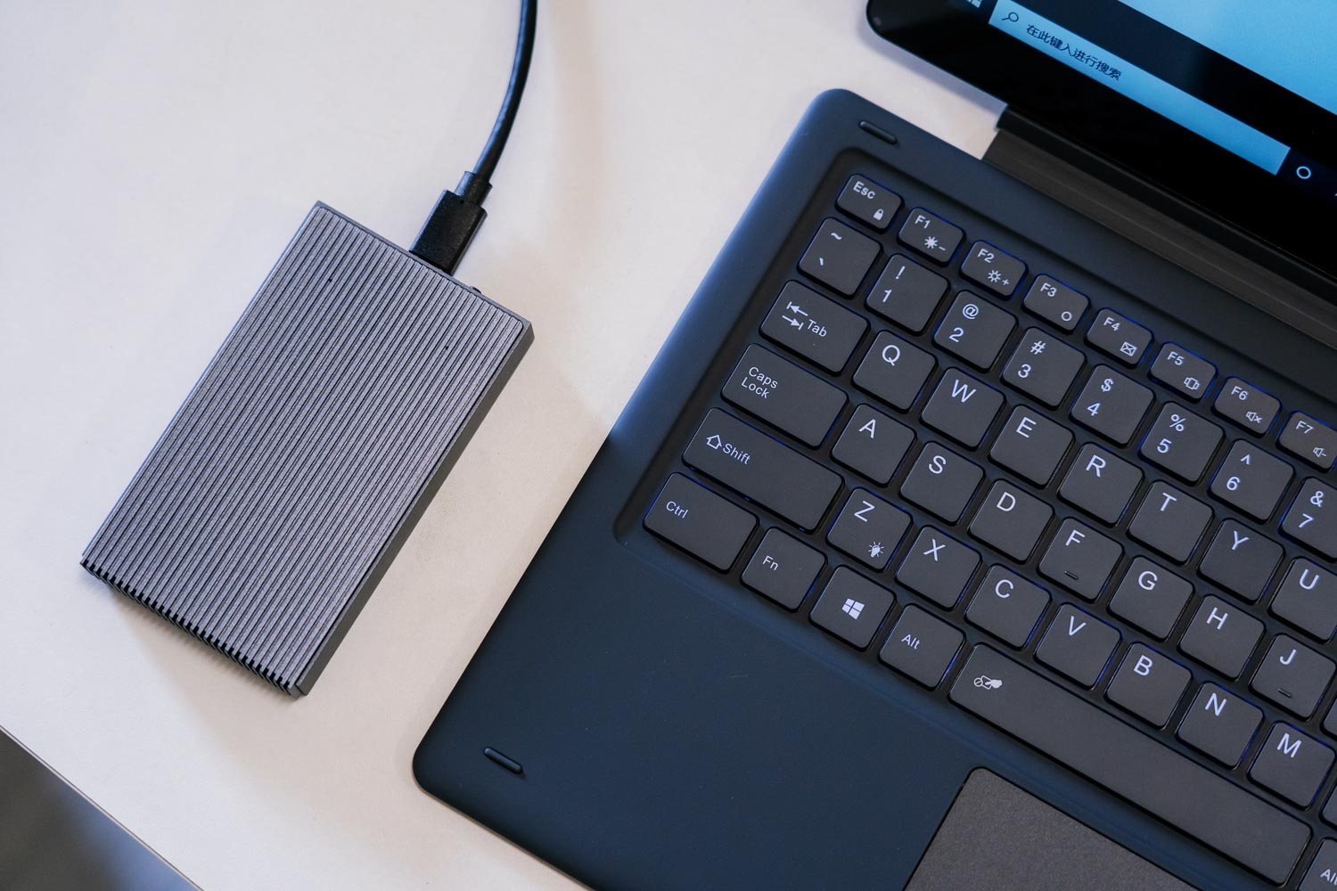 orico固态硬盘盒2.5寸支持m.2,orico固态硬盘盒使用教程