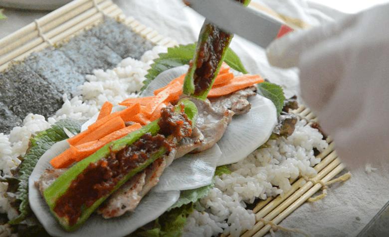 紫菜包饭教程在此,紫菜包饭怎么吃最好