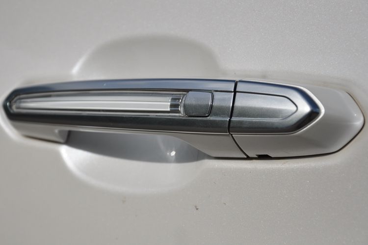 凯迪拉克ct6试驾19款视频麋鹿测试,2022款凯迪拉克ct6试驾视频