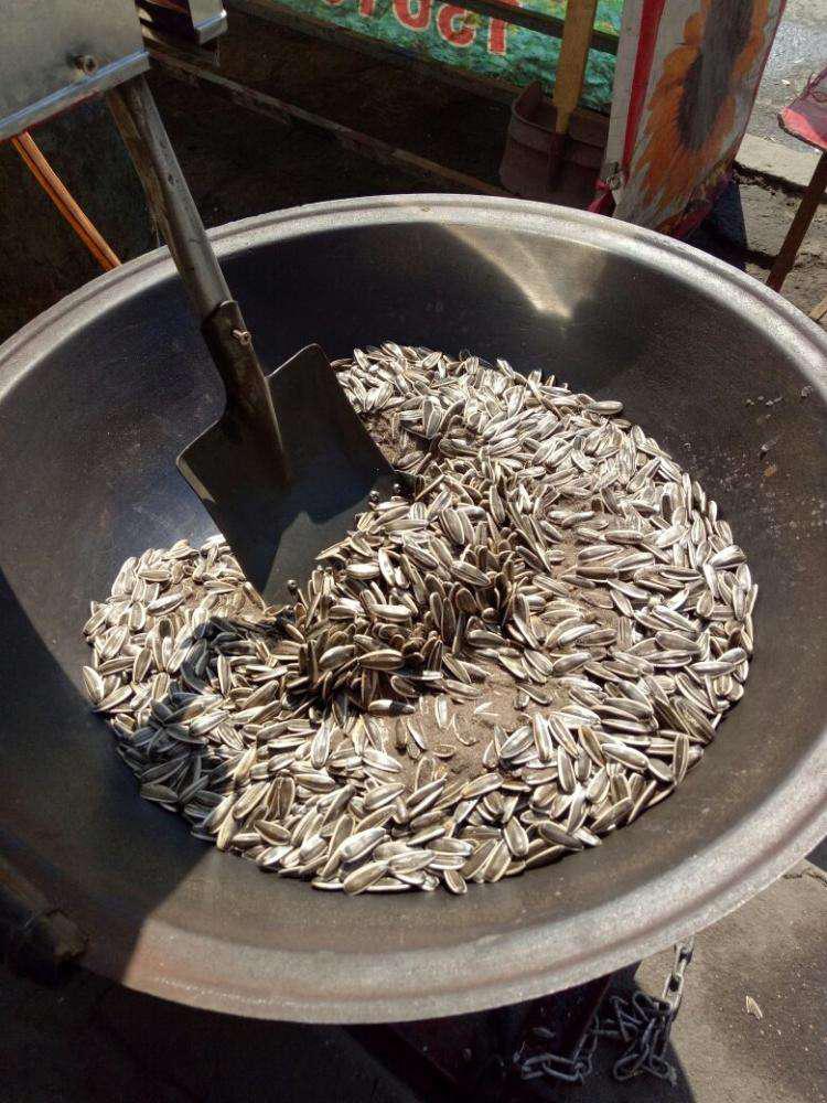 15亿的“叫花子生意”：苏北小镇，垄断了北上广90%的炒货店