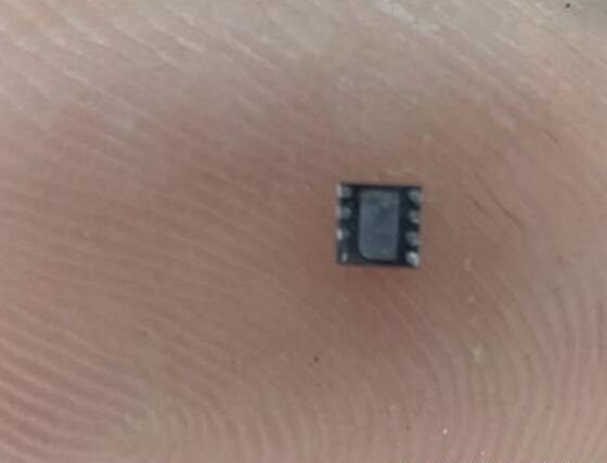 苹果笔记本黑屏出现个问号文件夹,macbookpro开机出现问号需要换硬盘