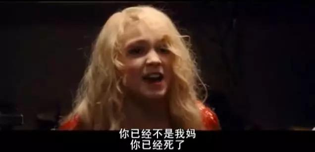 对着小孩的脸拍的视频,给孩子拍照事件