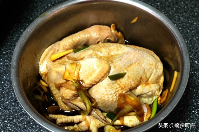 如何用自己家的鸡做空气炸锅烤鸡,用电饭锅烤鸡翅怎么做好吃
