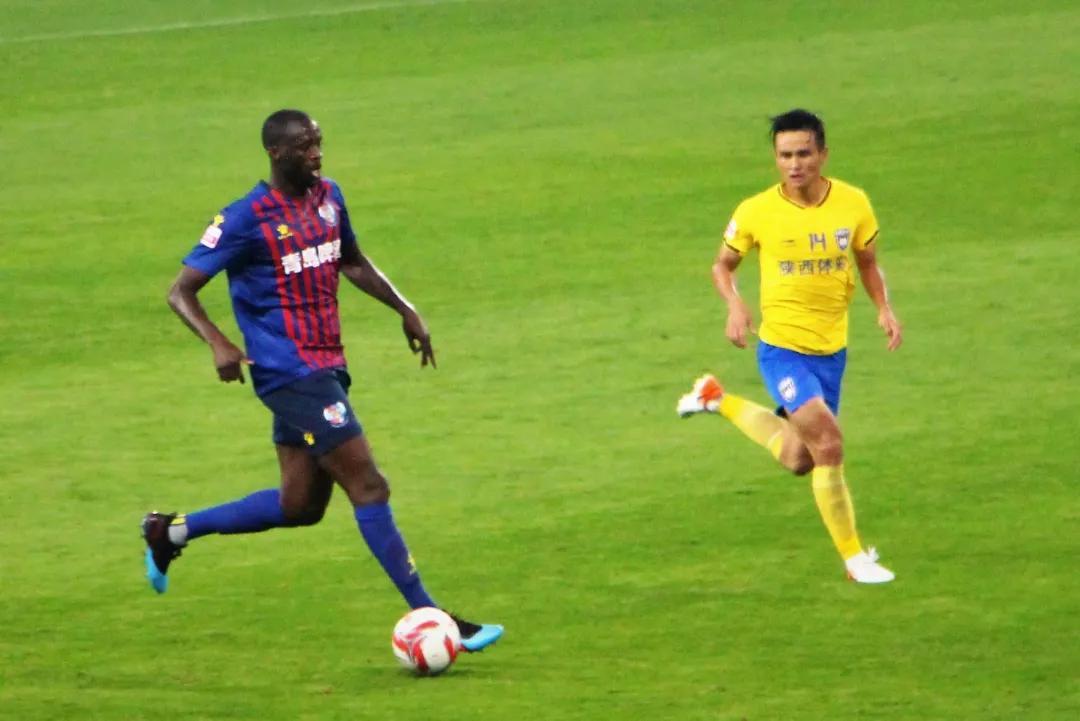 体育记者孙飞简历,青岛体坛那些事儿孙飞