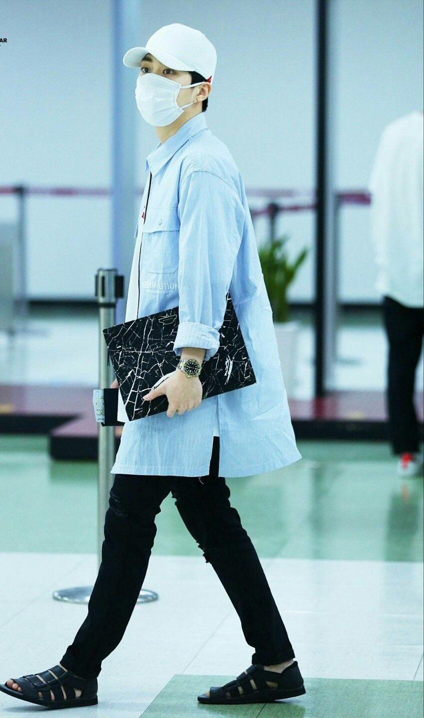 exo金珉锡不就耍帅吗,exo金珉锡入伍告别会完整版