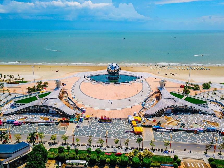 乳山银滩有在建的星级酒店吗,北海靠银滩的星级酒店推荐