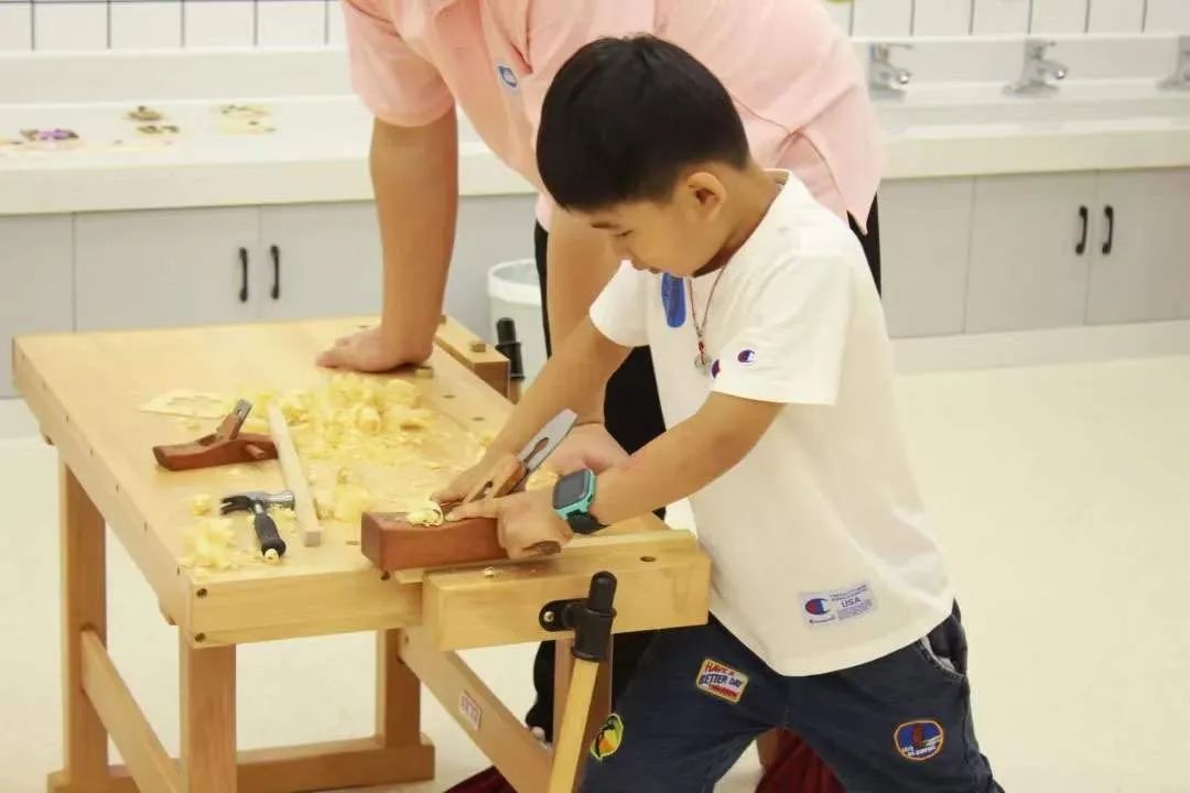 布局线下新零售，玩木乐园*局破**获客难、坪效低