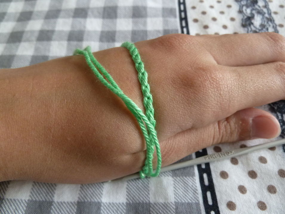 钩织护指套教程,半指分指手套钩织教程