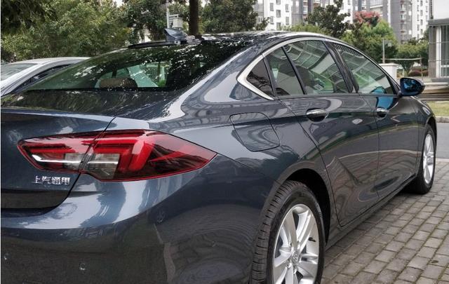 君威1.5t和君越2.0t油耗相差大吗,14款君威1.6t与2.0自吸油耗对比