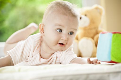 宝宝添加辅食干呕怎么办,宝宝添加辅食吃多了怎么办