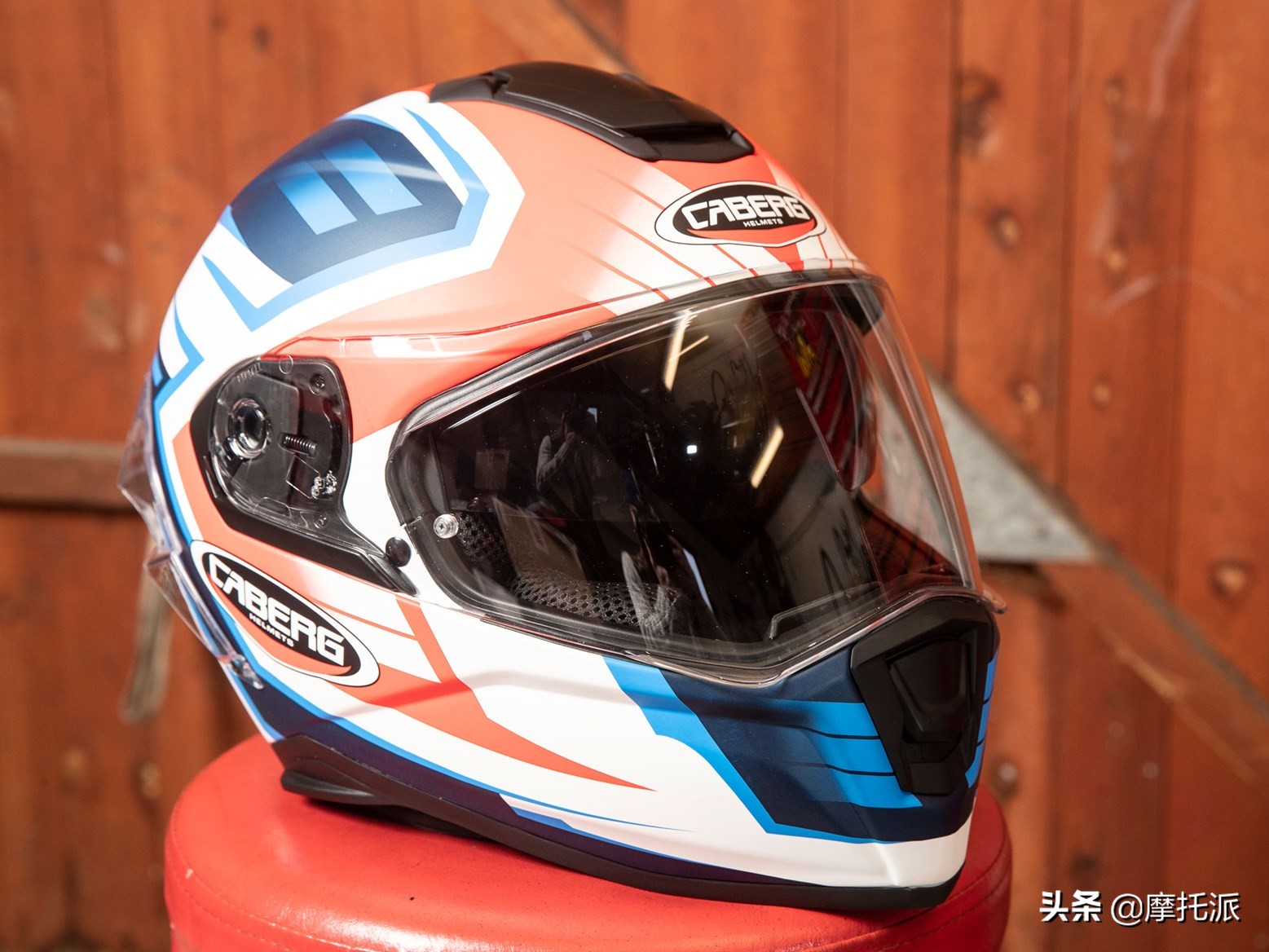 十大最建议买的平民头盔排行榜,2千到3千元最值得入手的头盔