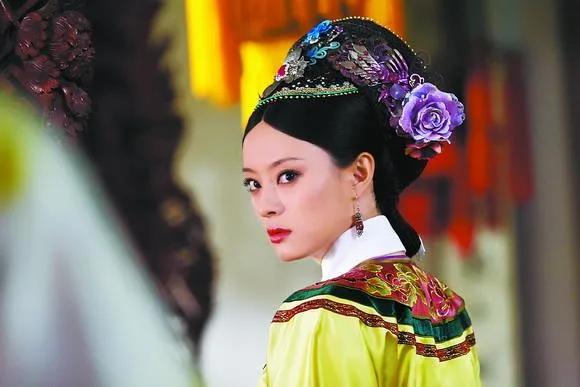 甄嬛传甄嬛后来是周迅演的吗,甄嬛传范冰冰为什么不演华妃