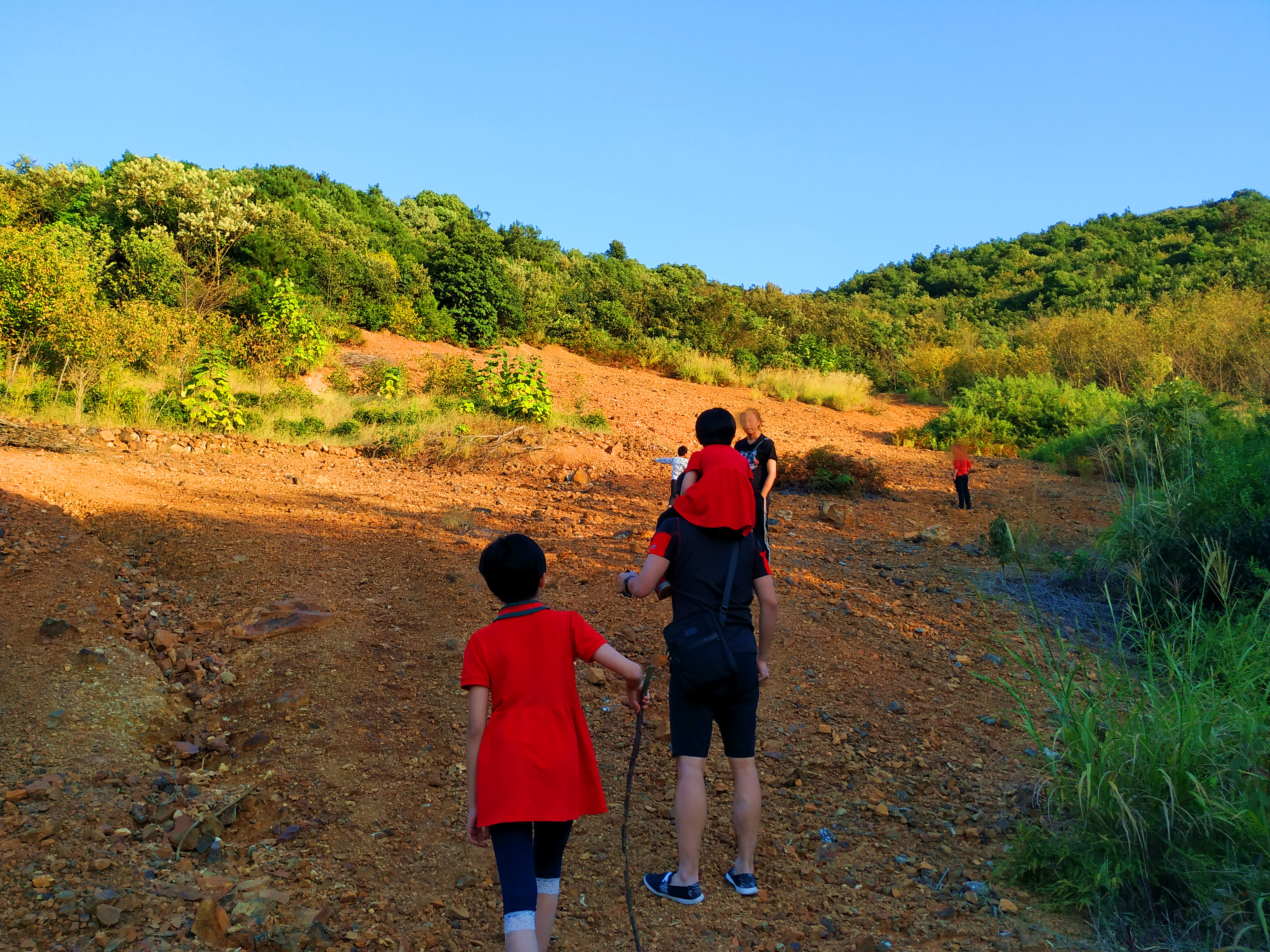 苏州哪座山可以探洞,苏州唯一的一个山洞