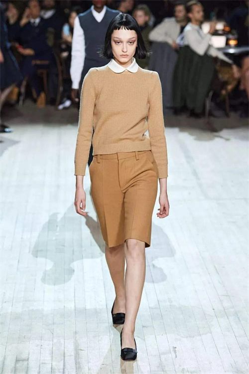 实穿又不挑肤色的棕色系穿搭,棕色穿搭是什么系列