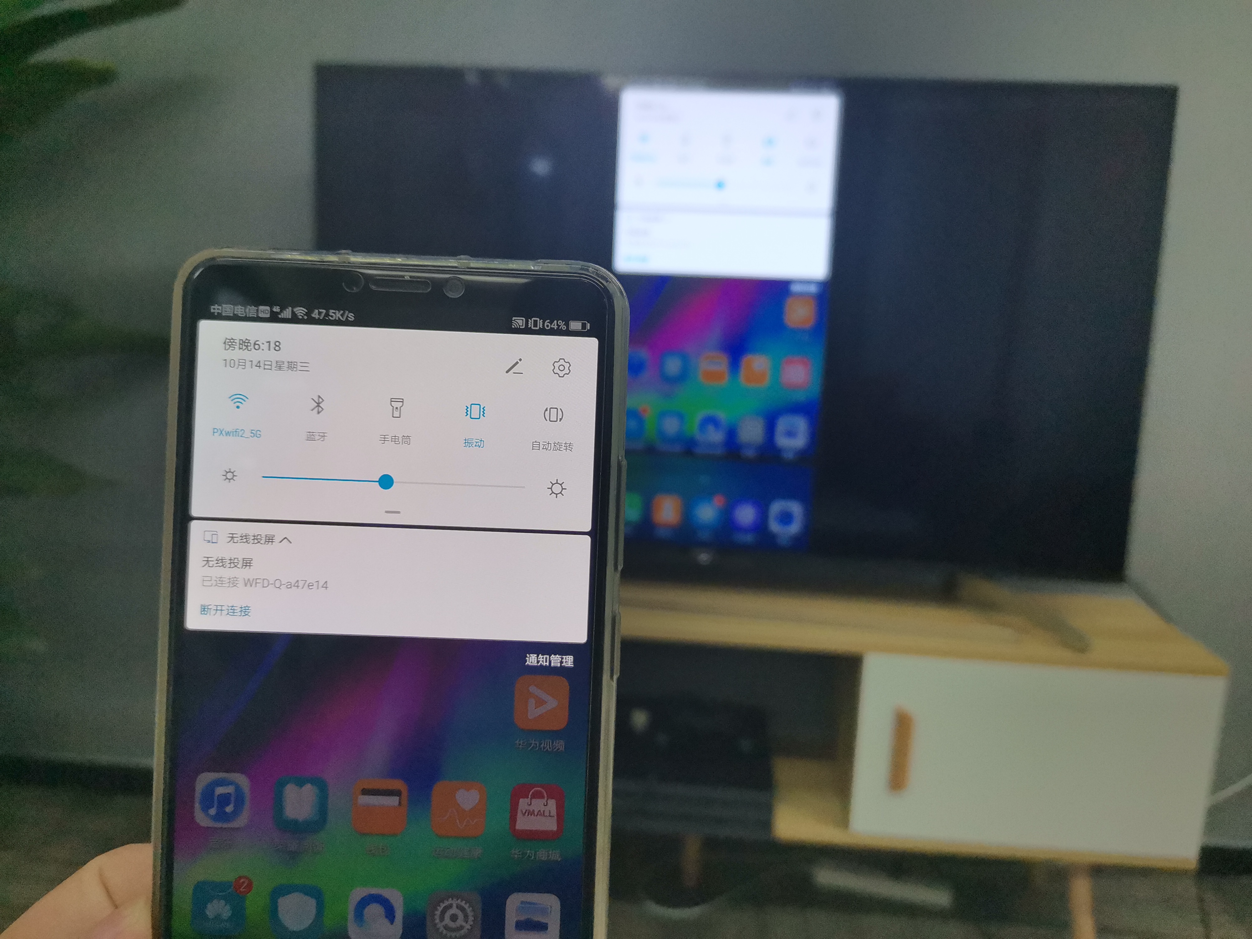 没有hdmi的投影仪怎么连接屏幕,投影仪可以不用hdmi线无线连接吗