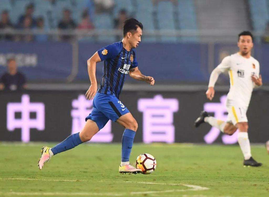 中超江苏苏宁易购年薪,中超苏宁有多少球员