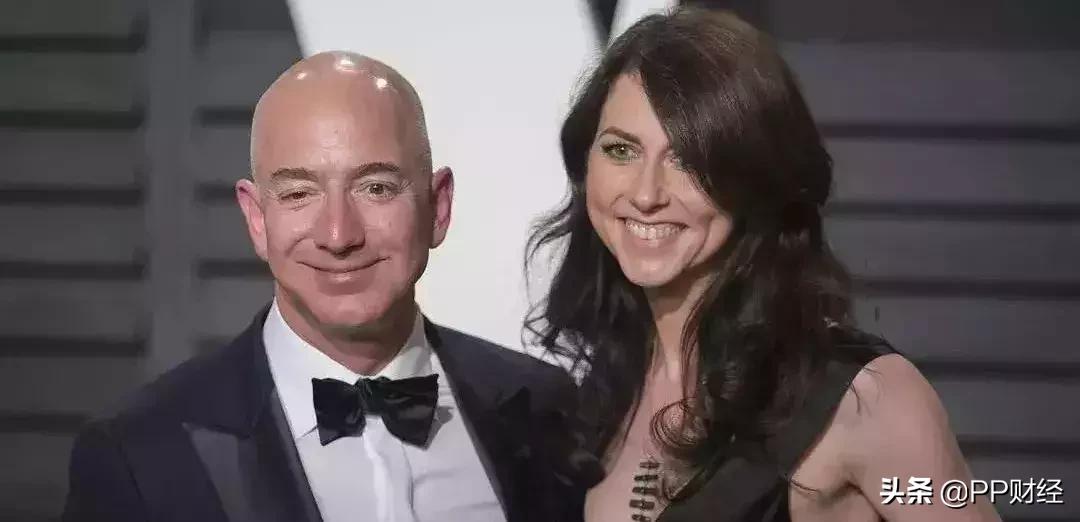 一代鞋王“陨落”！暴跌166亿，关店3860家，惨到被地摊货狂虐！