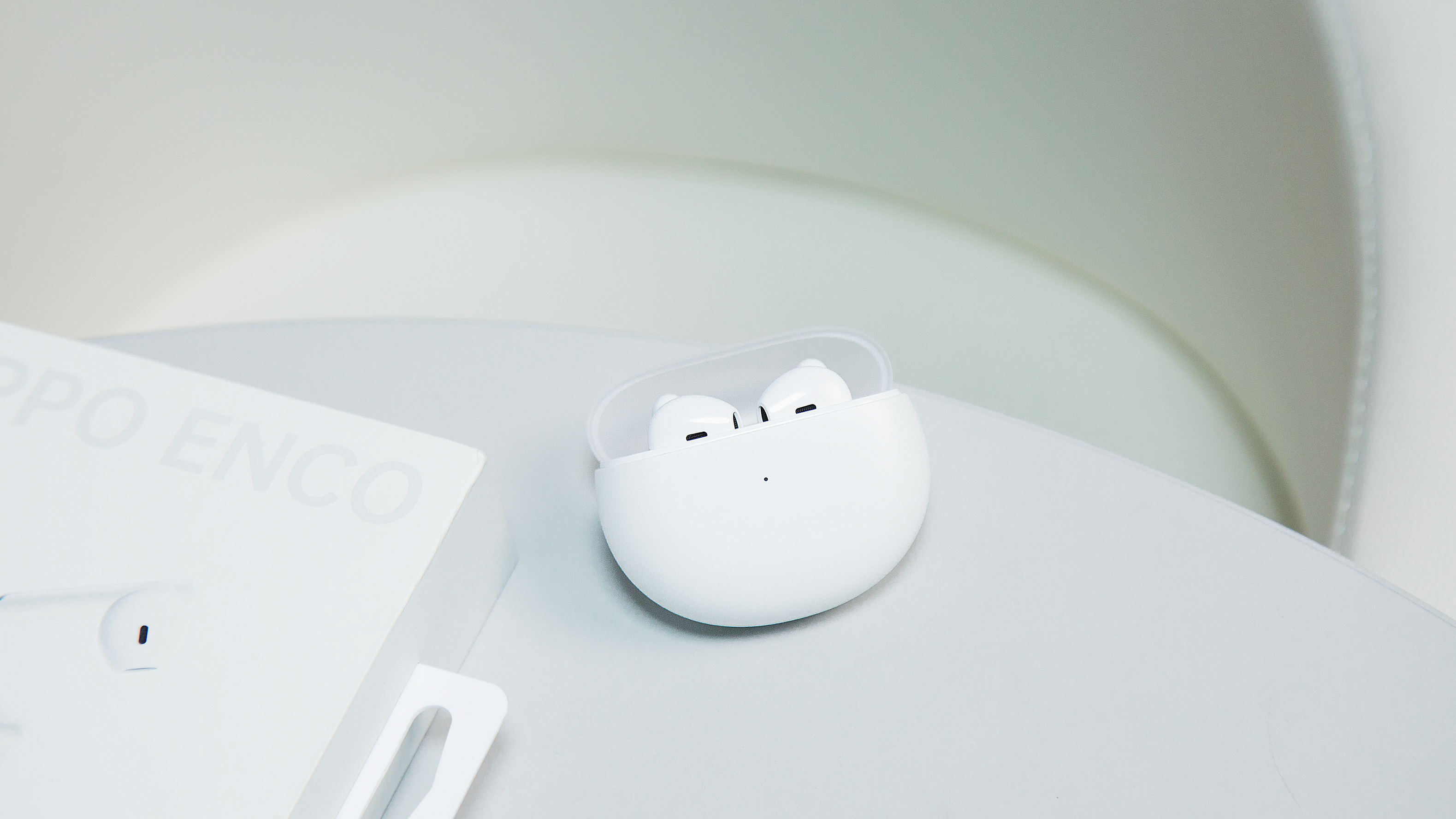 tws耳机值得买,tws半入耳式蓝牙耳机千元