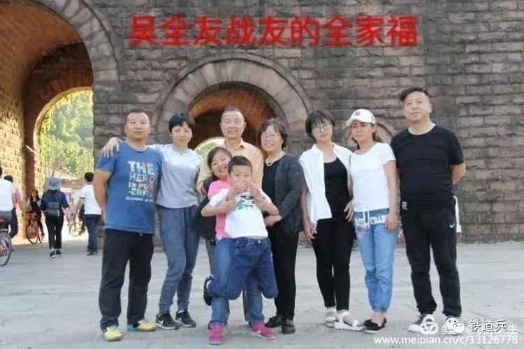 初九幸福久久的句子,幸福久久歌曲完整版