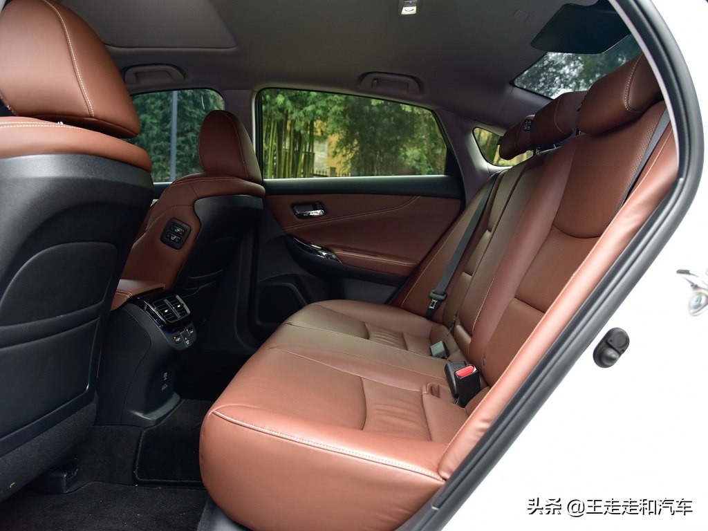 本田思铂睿自吸最后的绝唱,自然吸气的雅阁和凯美瑞