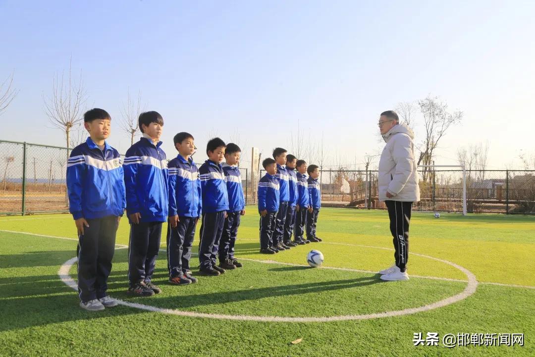 肥乡哪里有足球场,肥乡水上公园足球场