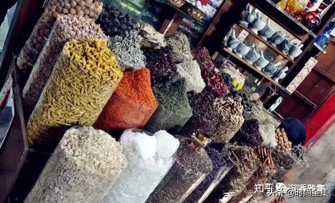 迪拜沉香从哪里来的,迪拜进口哪个国家沉香多