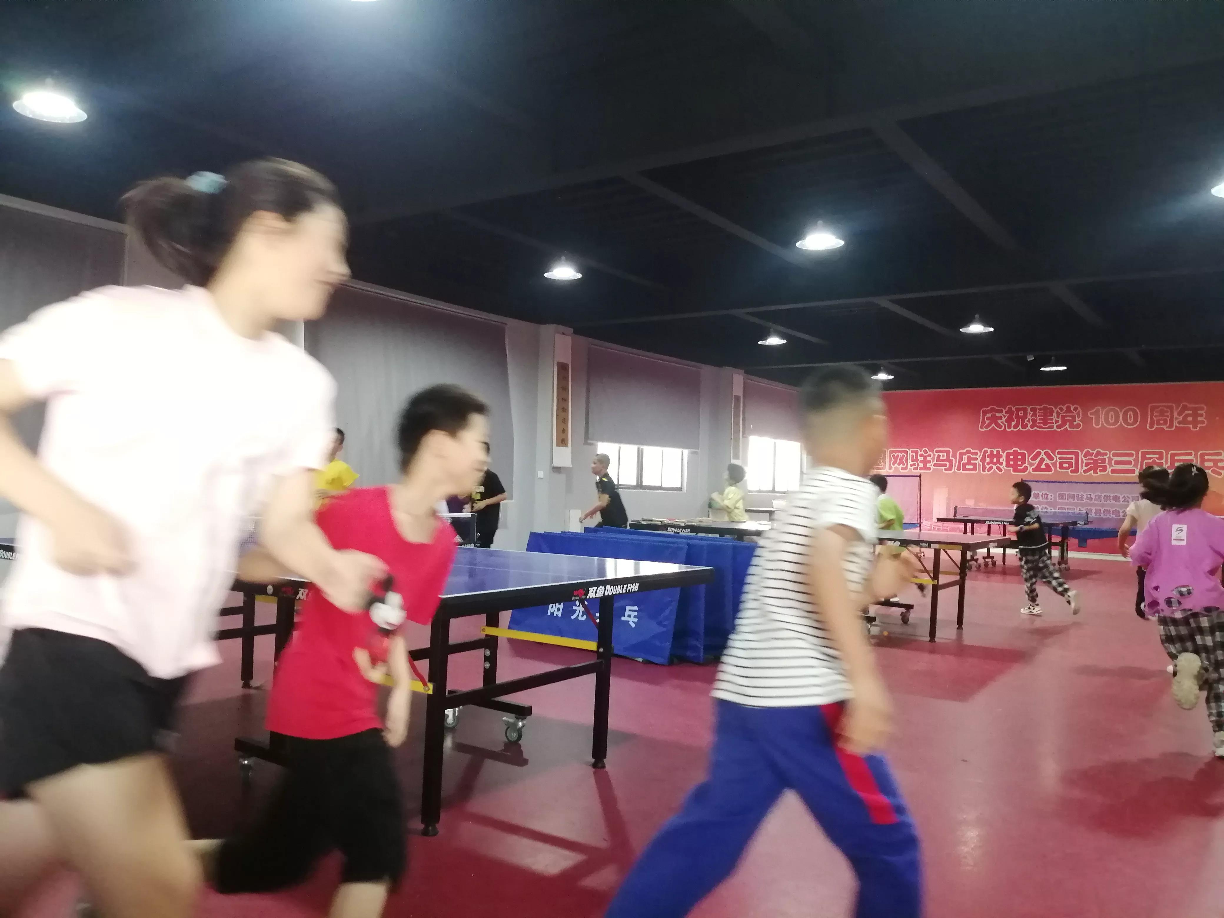 乒乓球庆国庆,乒乓球国庆祝福视频