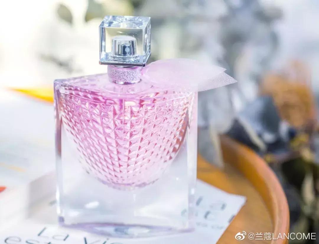 从默默无闻到叱咤风云,从毫不起眼逆袭到第一名