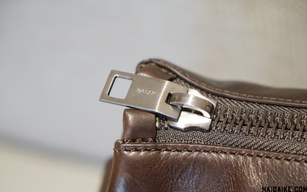 哪里可以买到Bally男款打折实惠的包包