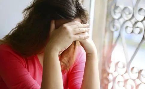 先别急着害羞，*裤内**分泌物出现这4个疾病信号，你要警惕了