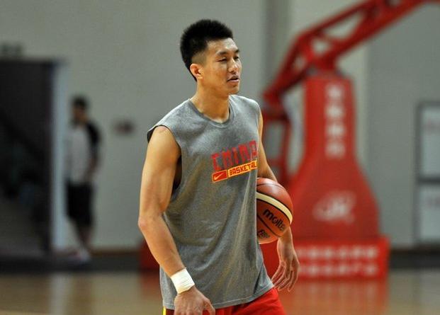 中国男篮胜日本队迎亚预赛开门红,中国男篮将再战日本首发名单