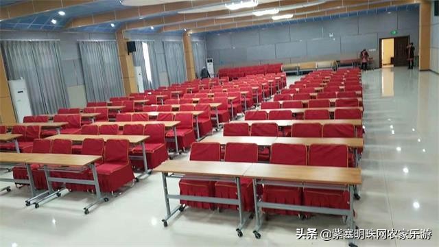 全靠8根钢柱支撑的玻璃栈道你敢挑战吗？保定狼牙山泽疆公寓酒店