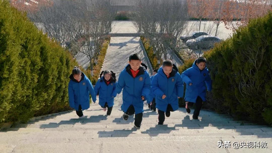 两千多年前的历史温度触手可及？跟着领队笑舒和同学们开启跨时空之旅！