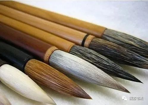 毛笔书法初学者如何洗笔,书法洗笔的正确方法