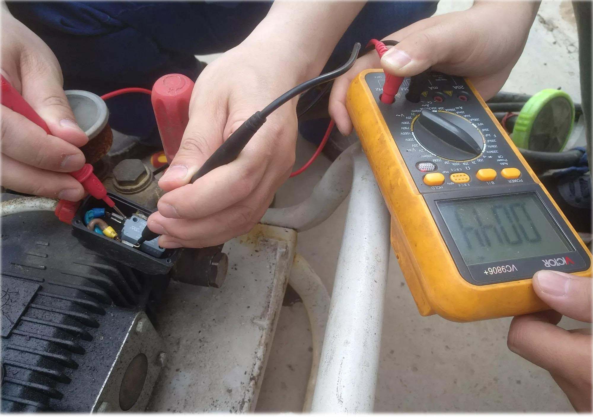 220伏清洗机开关电路图,手提式清洗机电机接线图